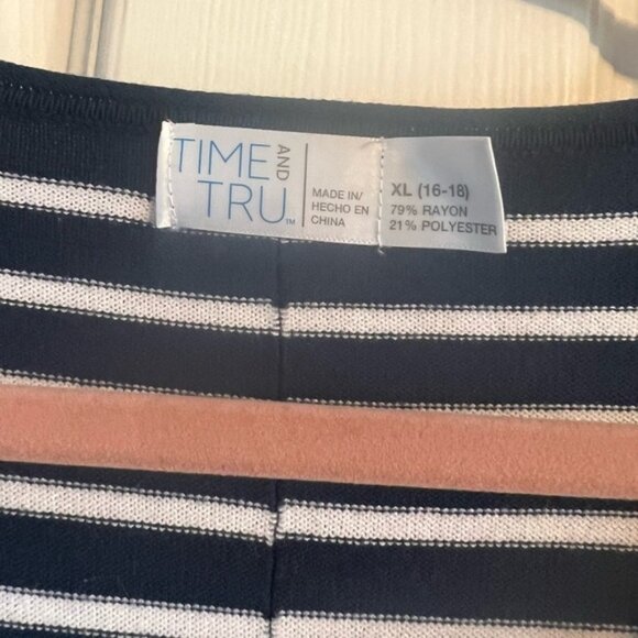 Time and Tru Striped Tie Waist V-neck Tee T-shirt Top Blouse XL 16-18 Plus Size - Picture 3 of 6
